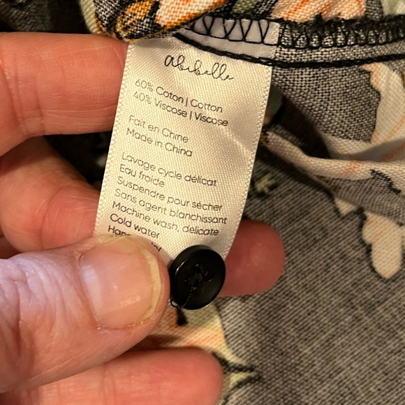 ABIBELLE Black Floral Button-Up Shirt – Size XL/XXL - Picture 4 of 8